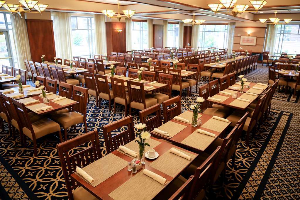 Fluno Center Hotel Madison Restaurant photo